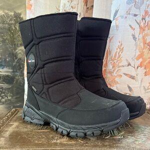 Men's Black Waterproof Winter Snow Boots 8.5